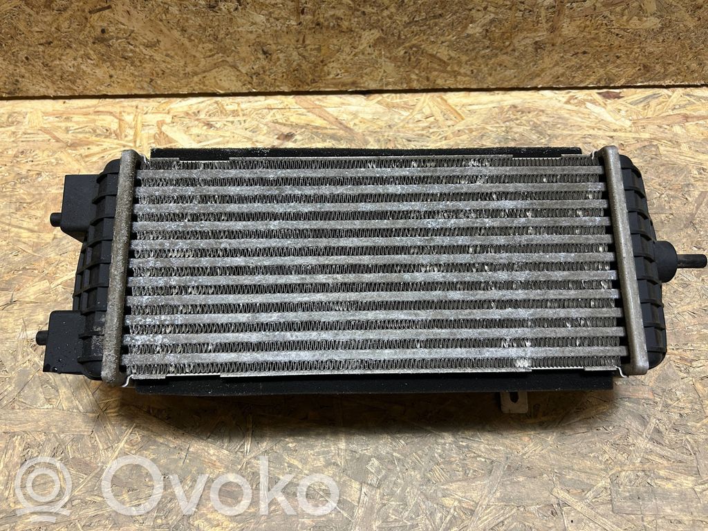 Hyundai Tucson TL Starpdzesētāja radiators 