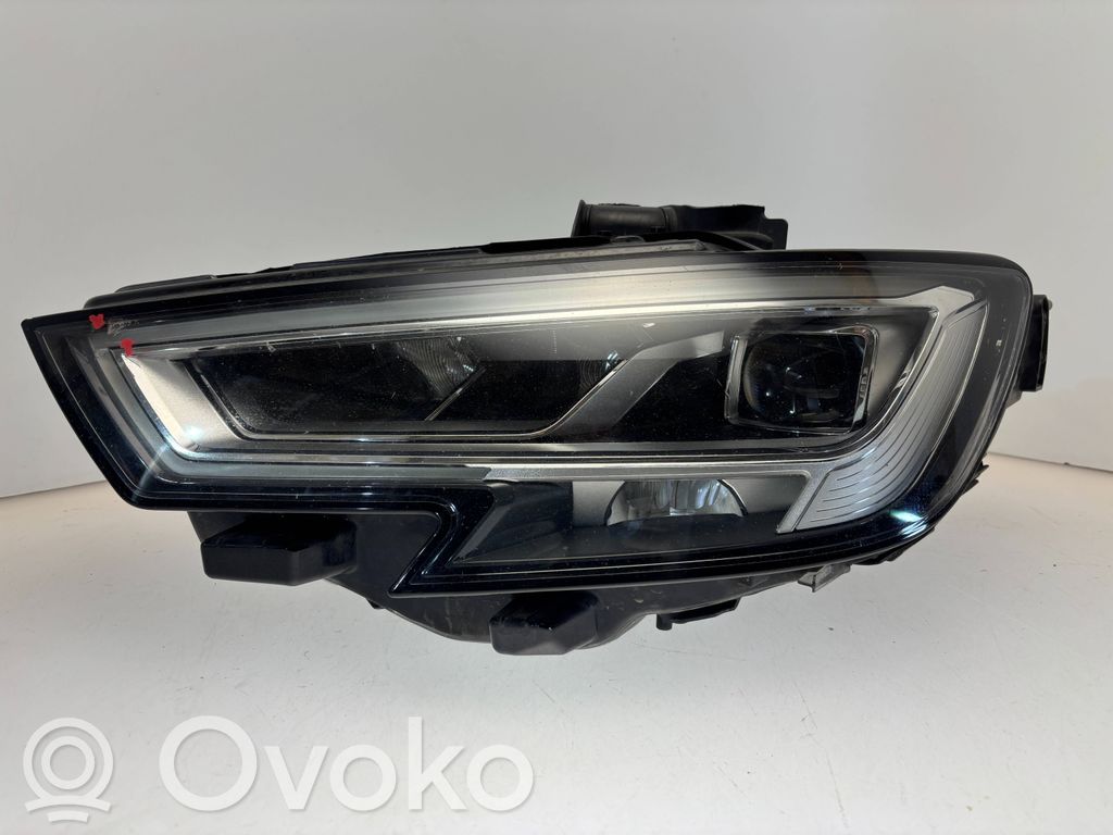 Audi A3 S3 8V Scheinwerfer 