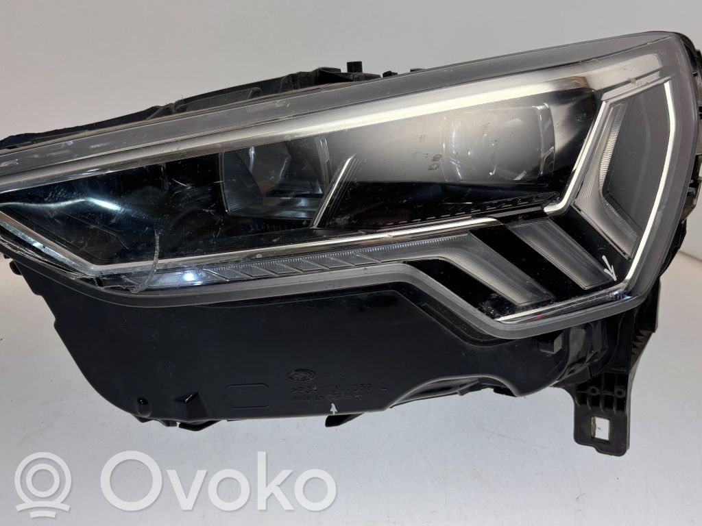 Audi Q3 F3 Scheinwerfer 