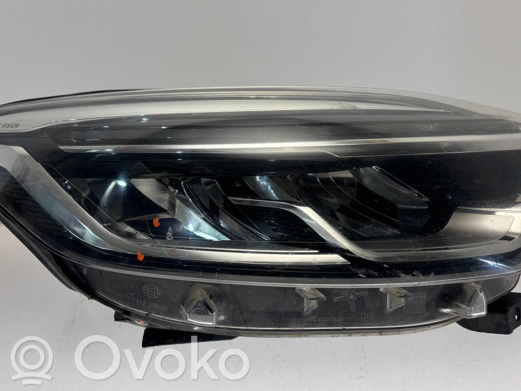 Renault Captur Scheinwerfer 