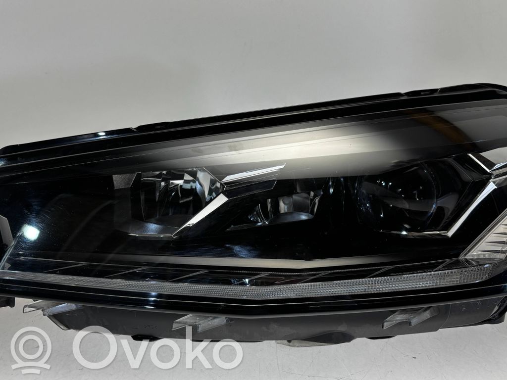 Lampa przednia   6VB941015B,K7K6821