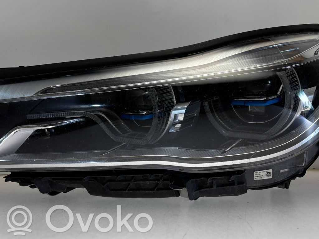 BMW 7 G11 G12 Lampa przednia 