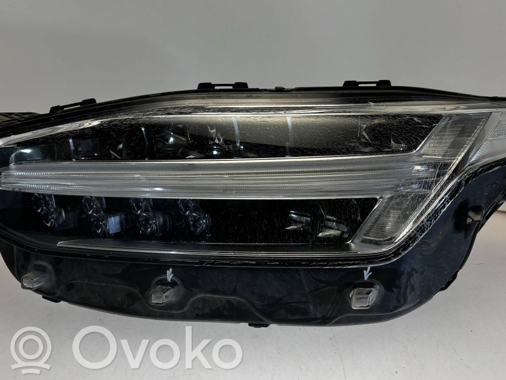 Volvo XC90 Scheinwerfer 