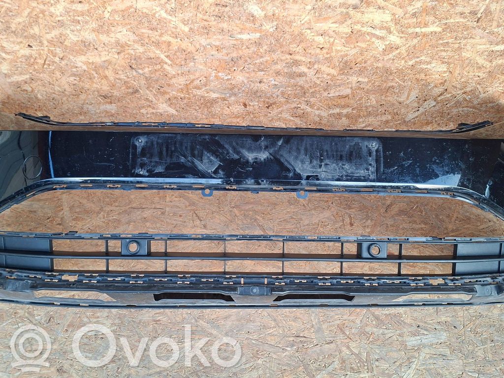 Volkswagen Tiguan Front bumper 