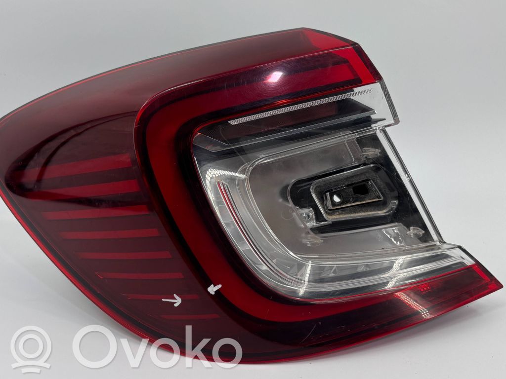 Renault Captur II Rear/tail lights 