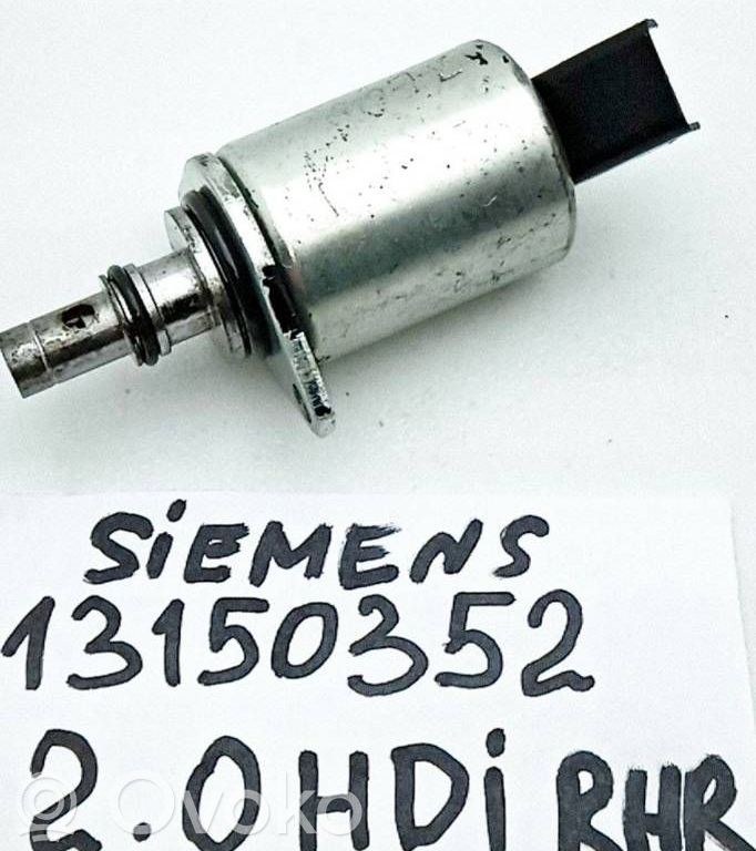 Citroen C5 Degvielas spiediena regulators 