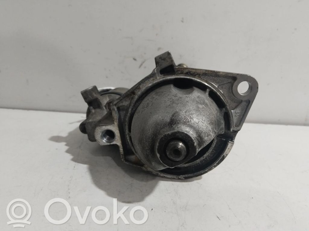 Opel Vectra C Rozrusznik 