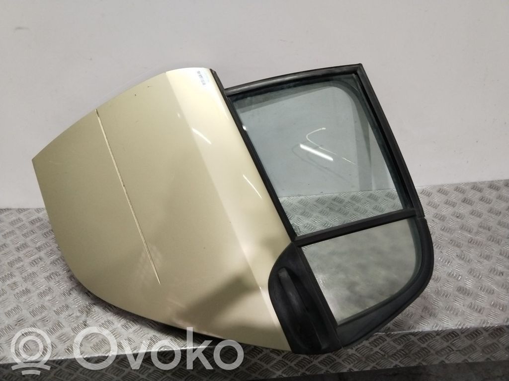 Puerta trasera   A4547300308