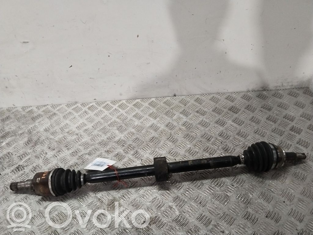 Eje de transmisión delantero   1677185680