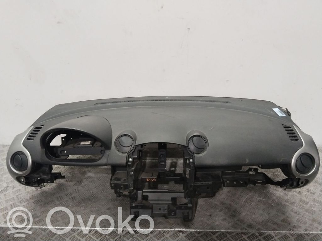 Mazda 2 Panelė 