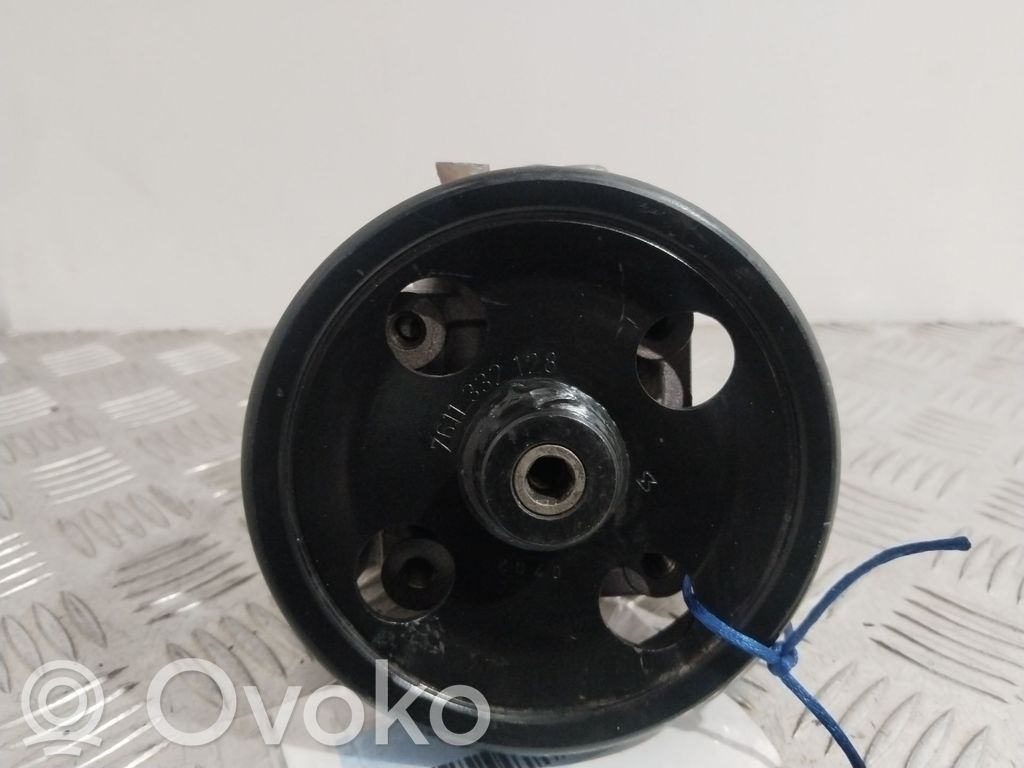 Servopumpe   2S413A696AA