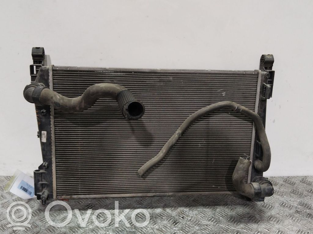 Opel Corsa D Radiatore di raffreddamento 