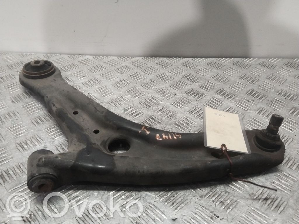 Brazo de suspensión delantero   D65134350E