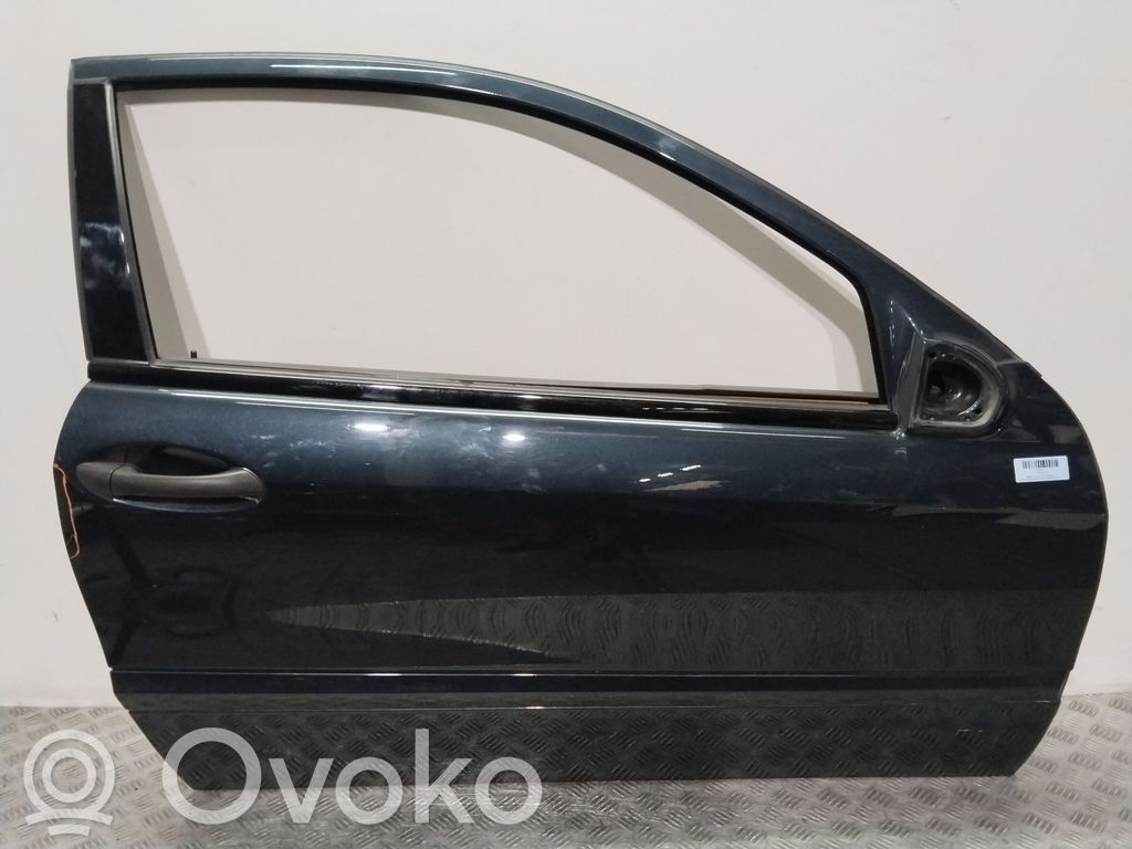 Mercedes-Benz C W203 Etuovi