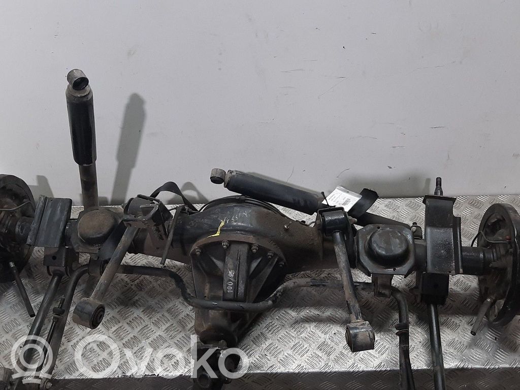 Eje trasero con reductor   430100F004