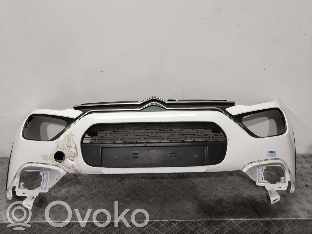 Citroen C3 Передний бампер 