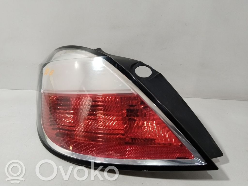 Opel Astra G Lampă spate în caroserie 