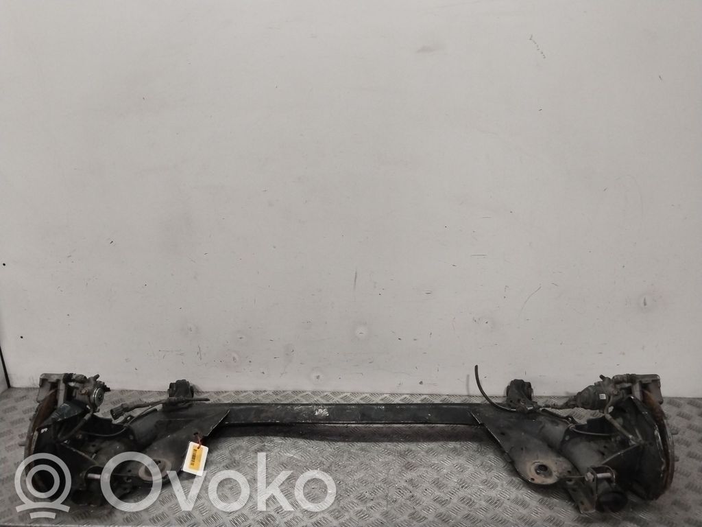 Mazda CX-3 Eje trasero con reductor 