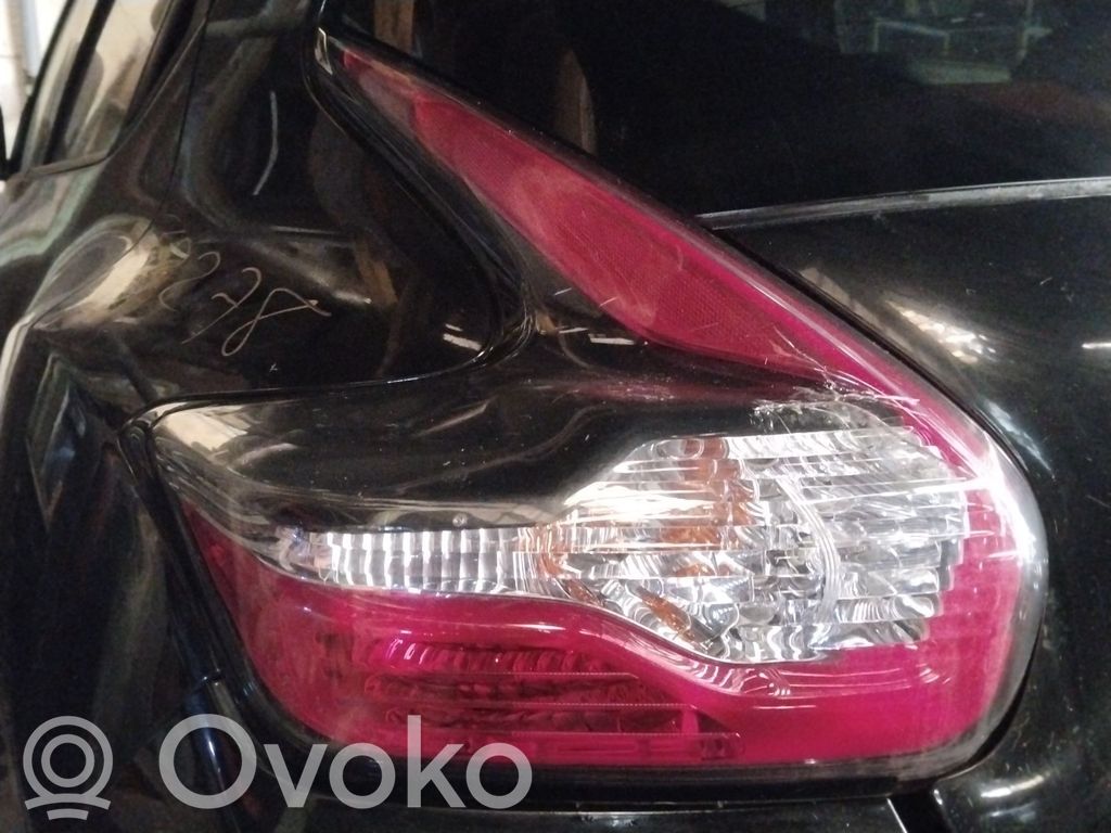 Nissan Juke I F15 Luci posteriori