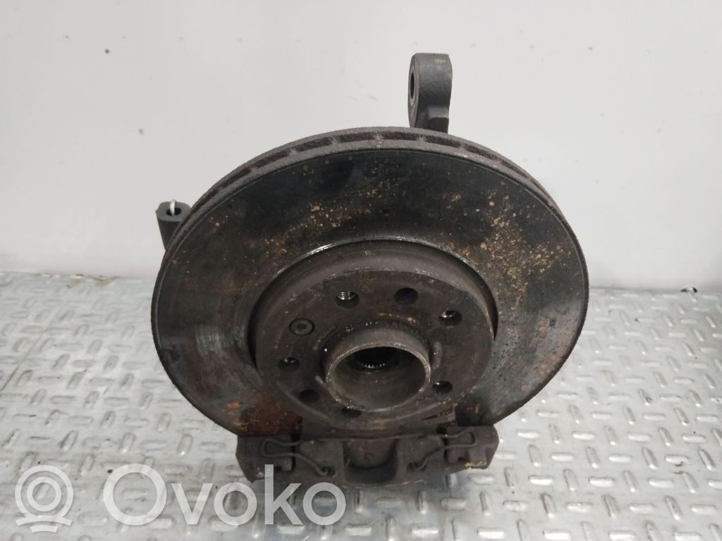 Achsschenkel vorne   13156037
