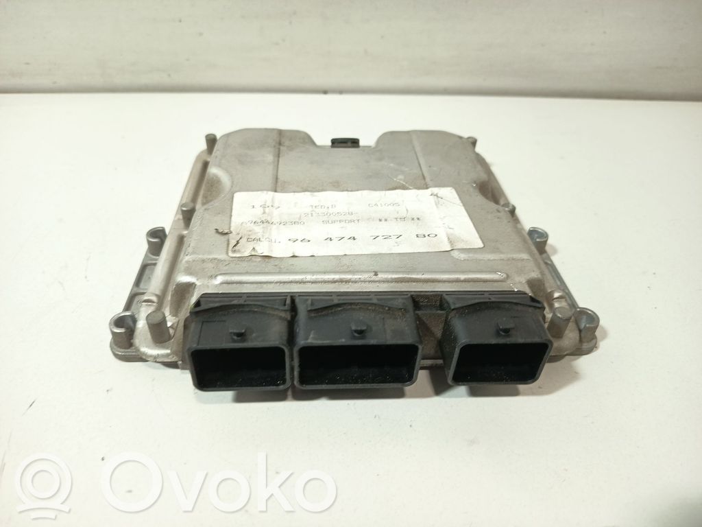 Unidad de control/módulo del motor   0281011081