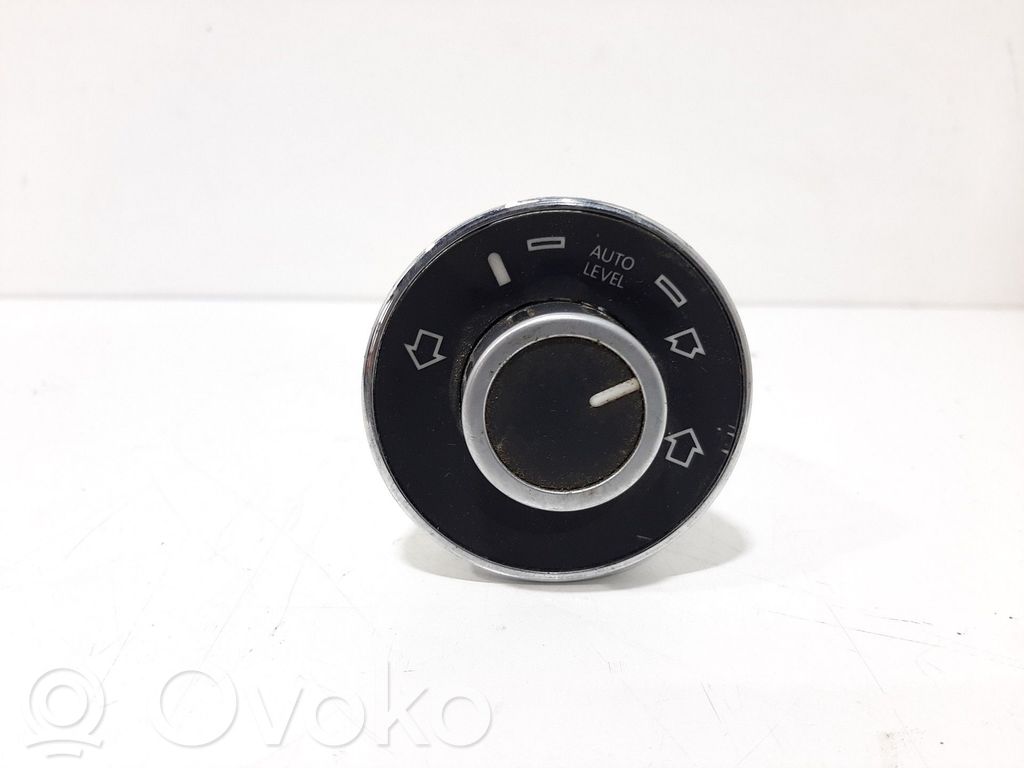 Alte unități/module de control   7L6927135D