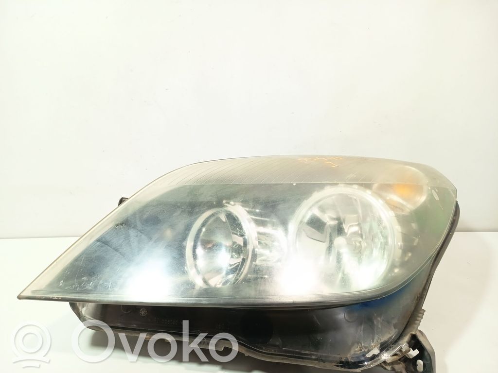 Phare frontale   93190069