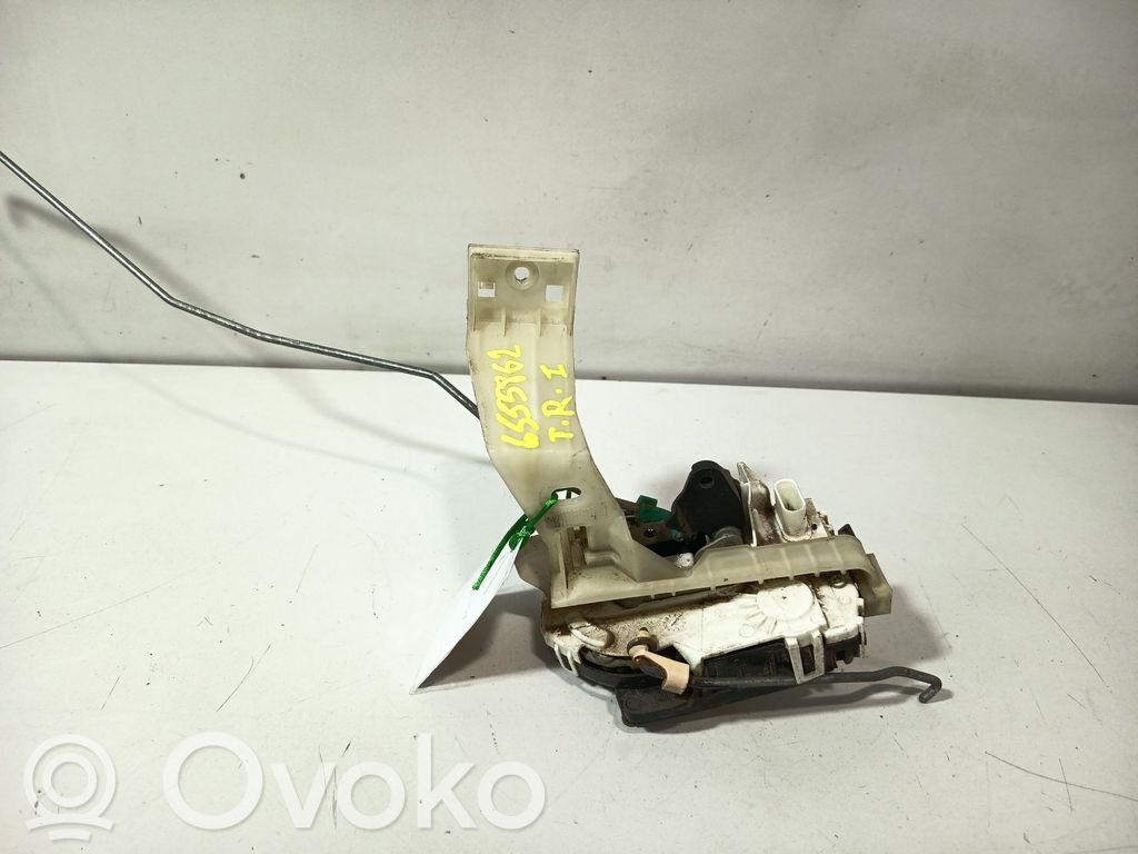 Takaoven lukko   4589415AA