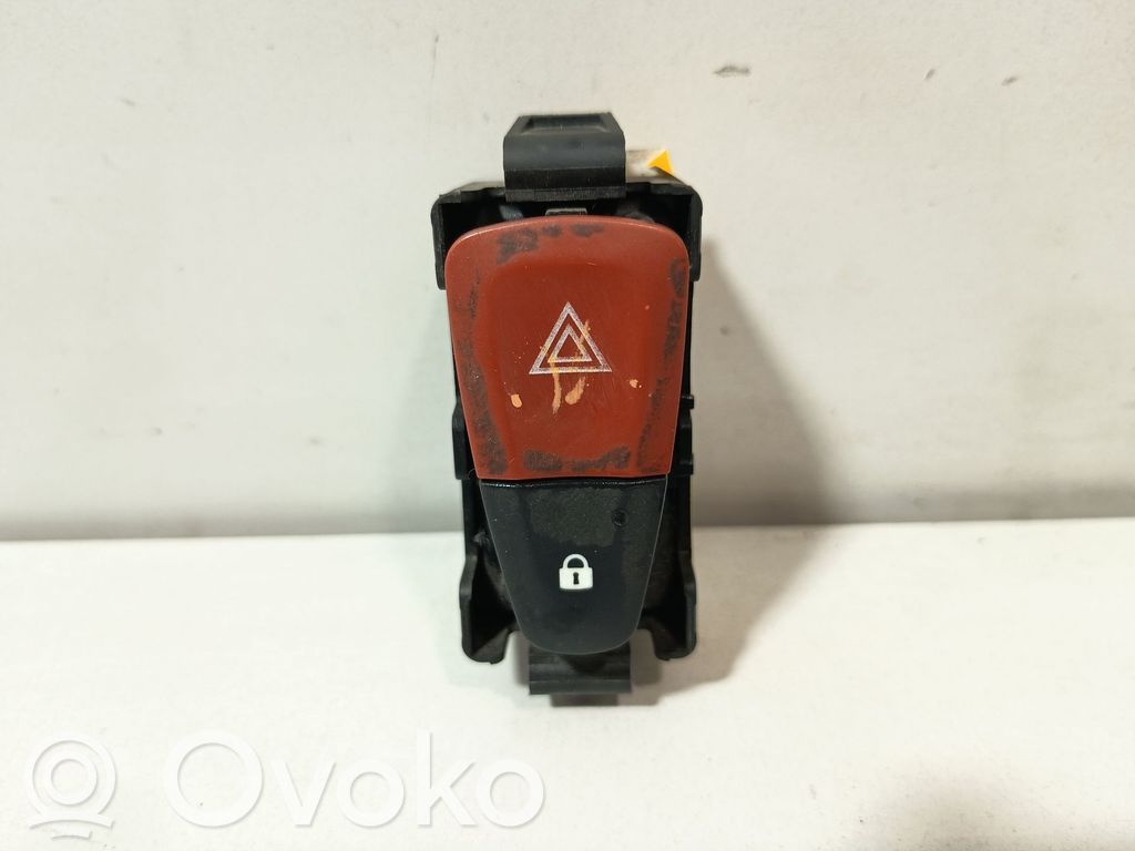 Schalter Warnblinkanlage   252100502R