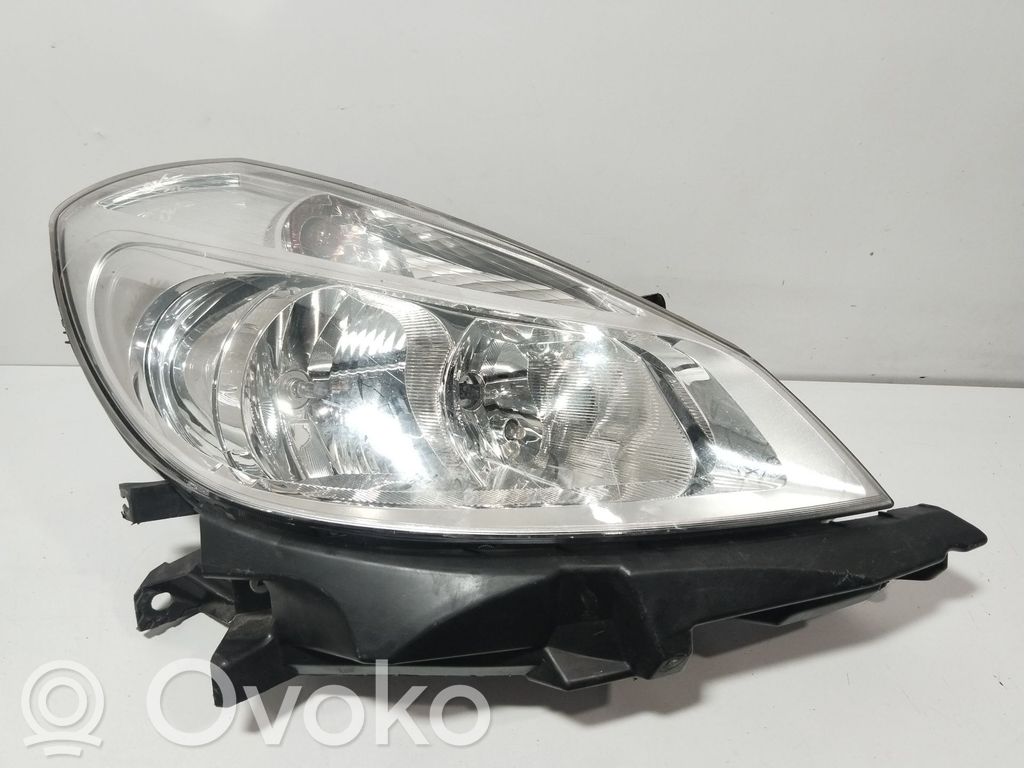 Renault Clio III Phare frontale