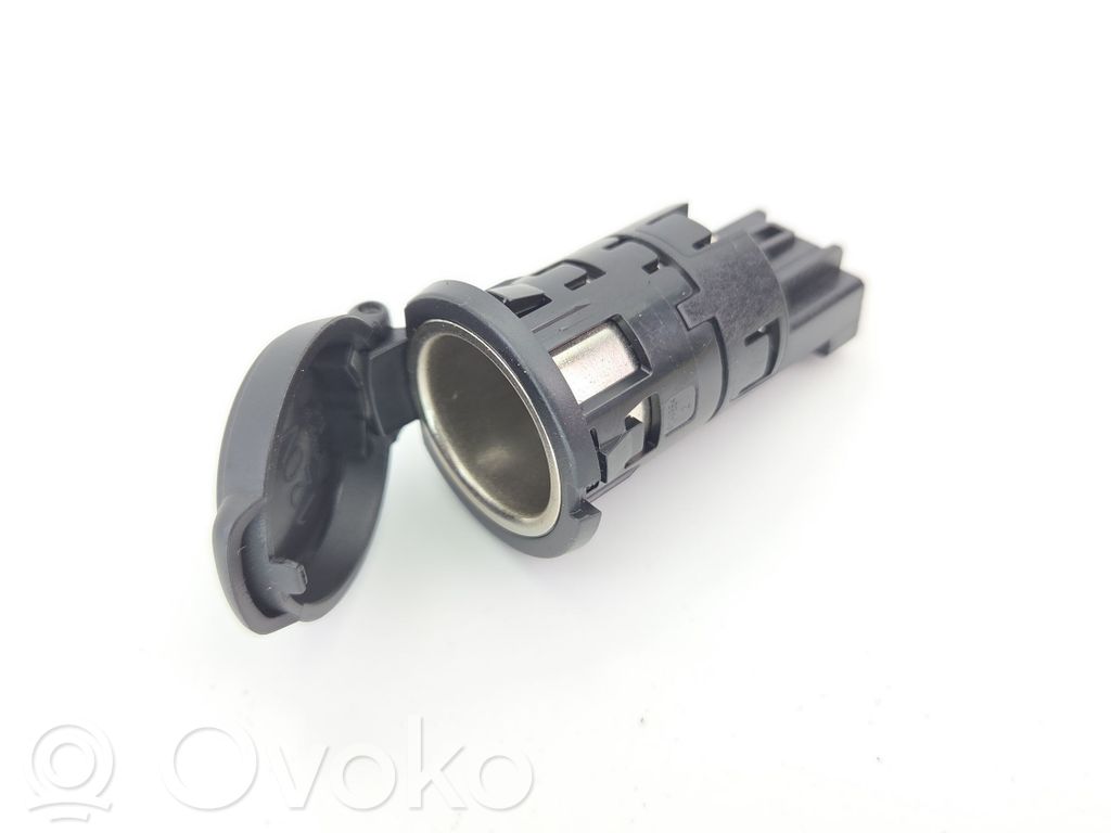Cigarette lighter   9852059480