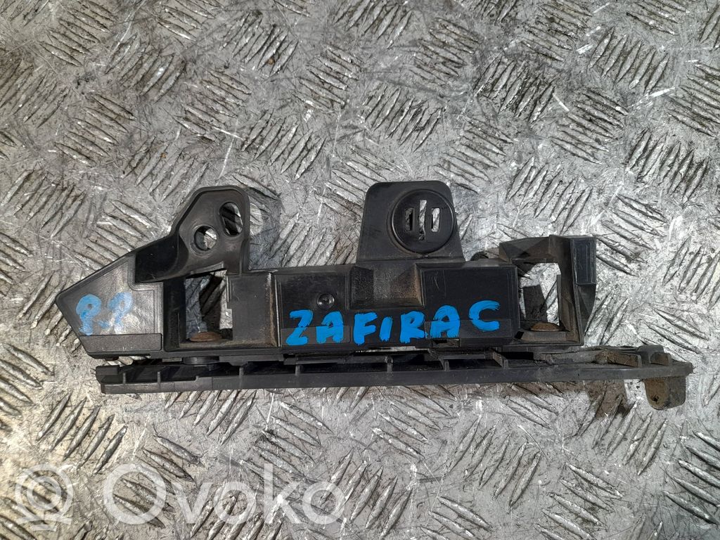 Opel Zafira C Uchwyt / Mocowanie zderzaka przedniego 