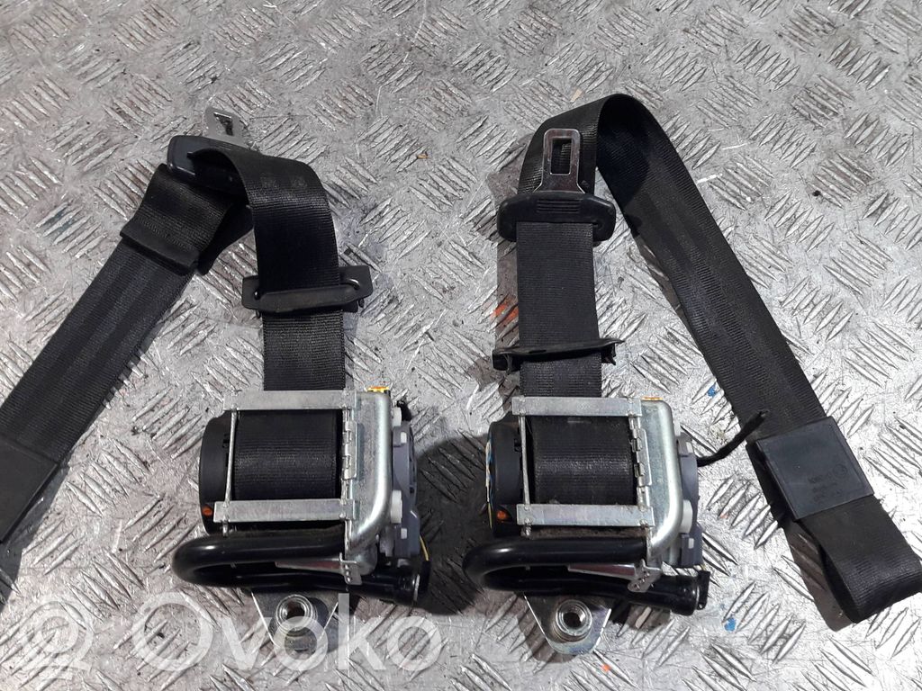 Audi A3 S3 8P Pas bezpieczeństwa fotela przedniego 