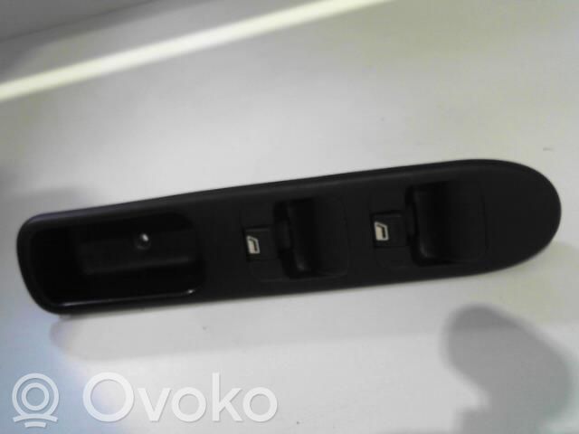 Peugeot 307 Electric window control switch 