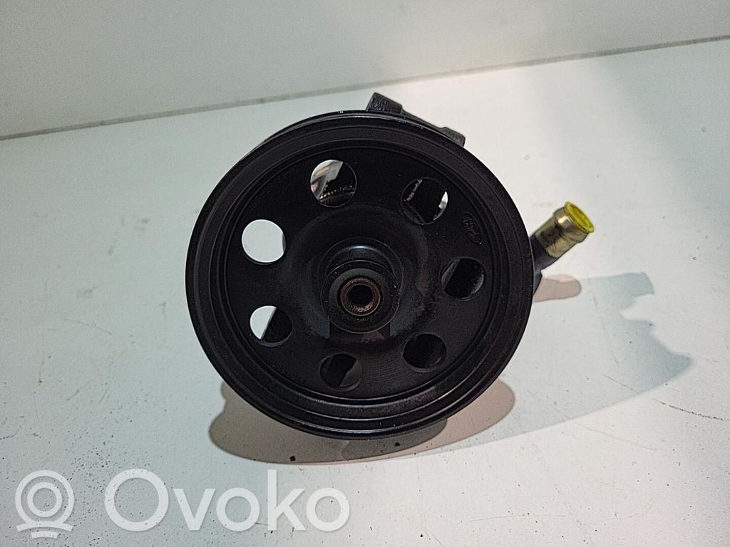 Power steering pump   1371089