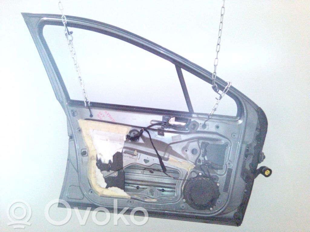 Peugeot 407 Front door 