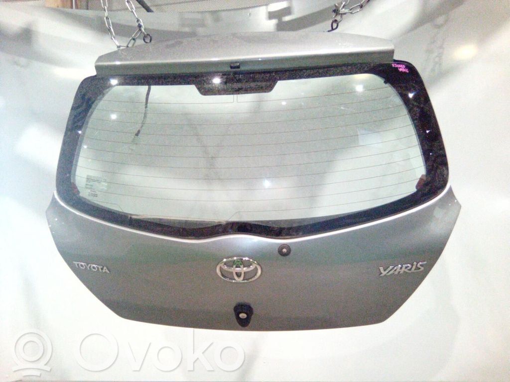 Toyota Yaris Tylna klapa bagażnika 