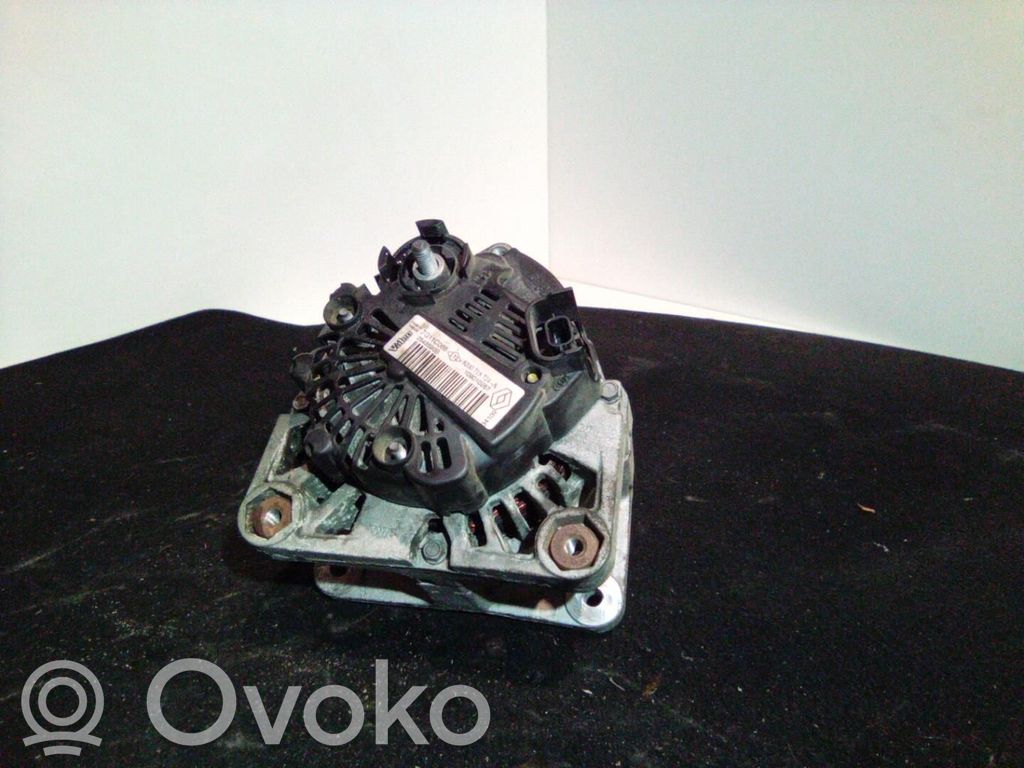 Renault Twingo II Generatorius 