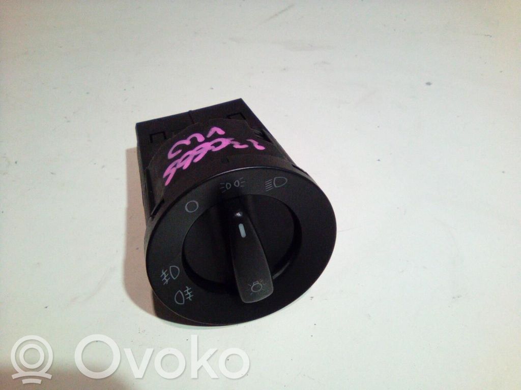 Volkswagen Golf IV Interruptor de luz 