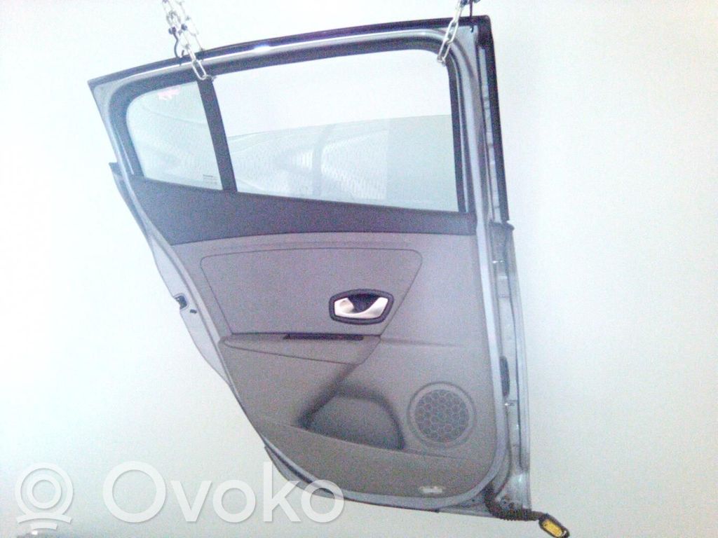 Renault Megane III Puerta trasera 