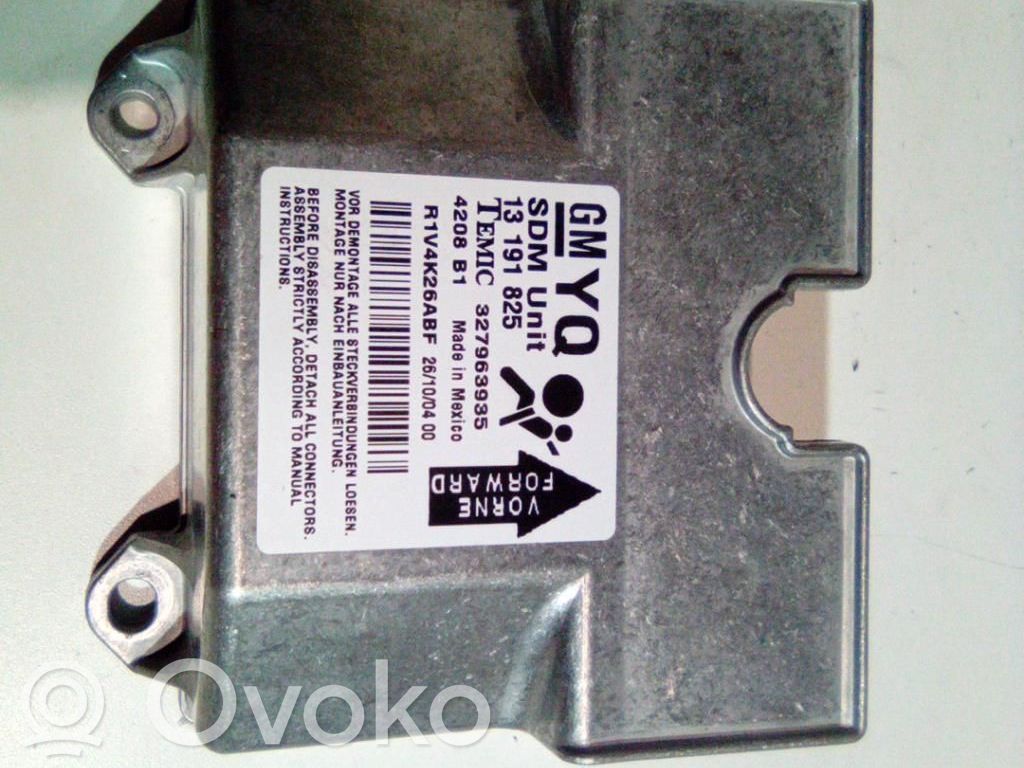 Unitate/modul de comandă airbaguri   13227920,13191825