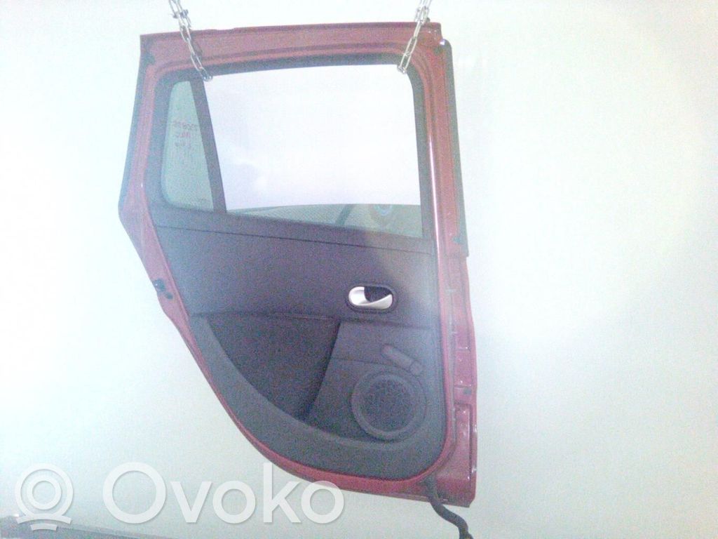 Renault Clio III Puerta trasera 