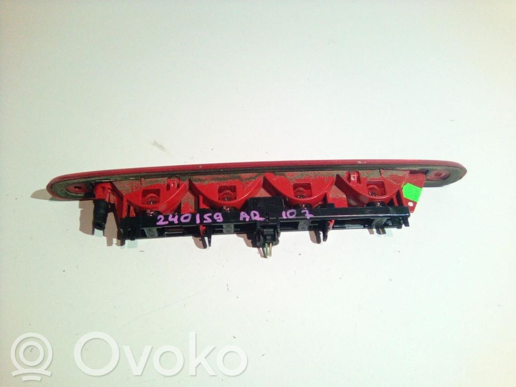 Peugeot 107 Third/center stoplight 