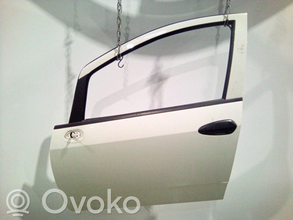 Fiat Punto Evo Drzwi przednie 