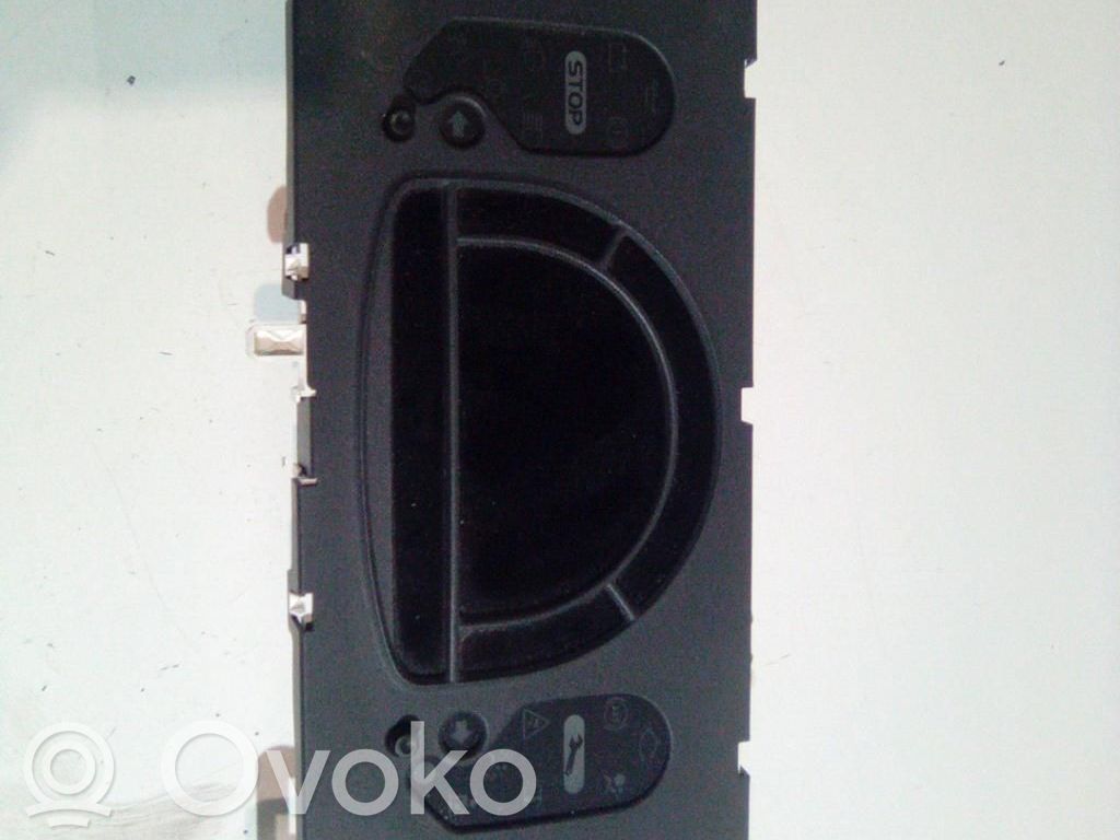 Renault Modus Speedometer (instrument cluster) 