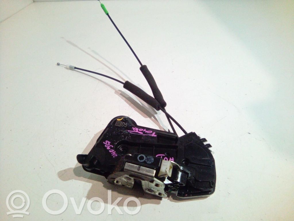 Front door lock   69030F4020