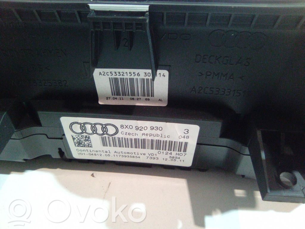 Audi A1 Speedometer (instrument cluster) 