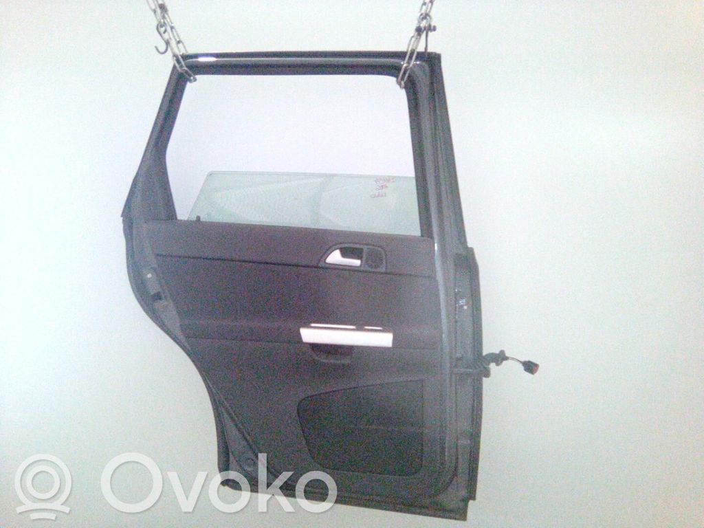 Volvo V50 Aizmugurējās durvis 