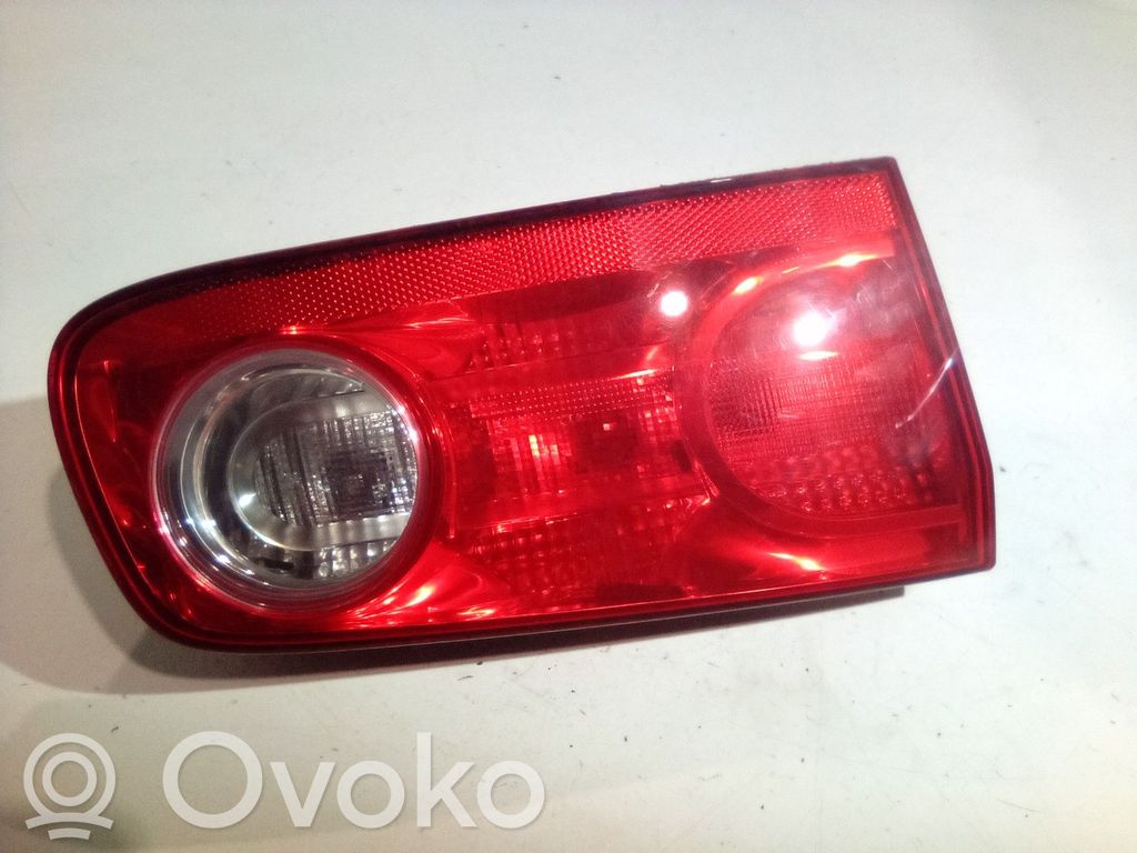 Renault Laguna II Aizmugurējais lukturis pārsegā 