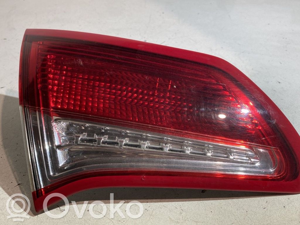 Citroen C4 II Tailgate rear/tail lights 
